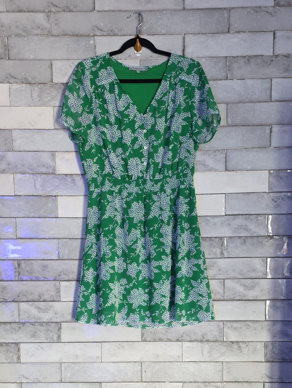 Daniel Rainn Green Floral V-Neck Mini Dress Size Medium